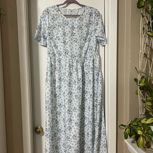 Chic Blue Floral Blouse